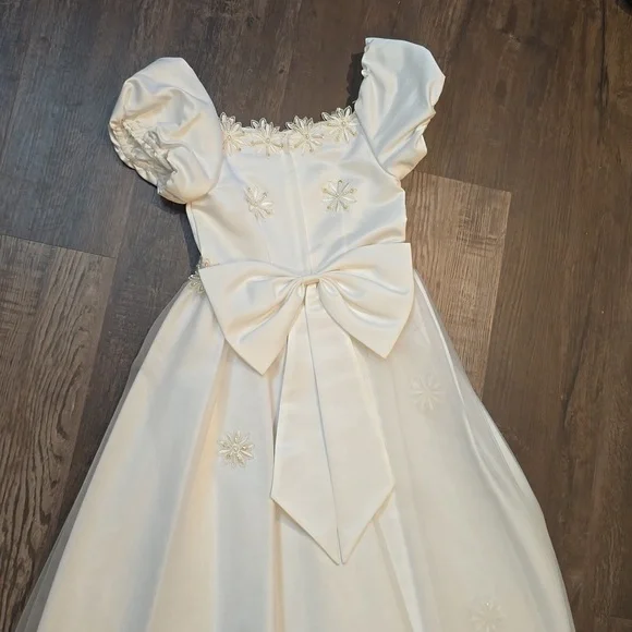 Beautiful vintage communion or flower girl dress, sz 8 - Picture 10 of 13
